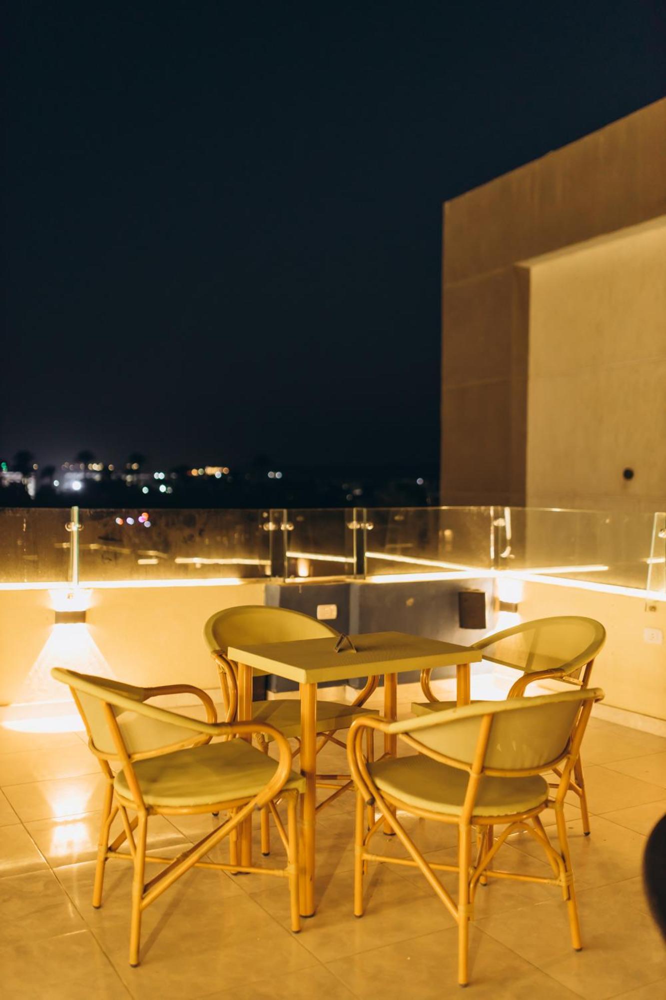 Kafret el-Gabal Regent Pyramids View酒店 外观 照片