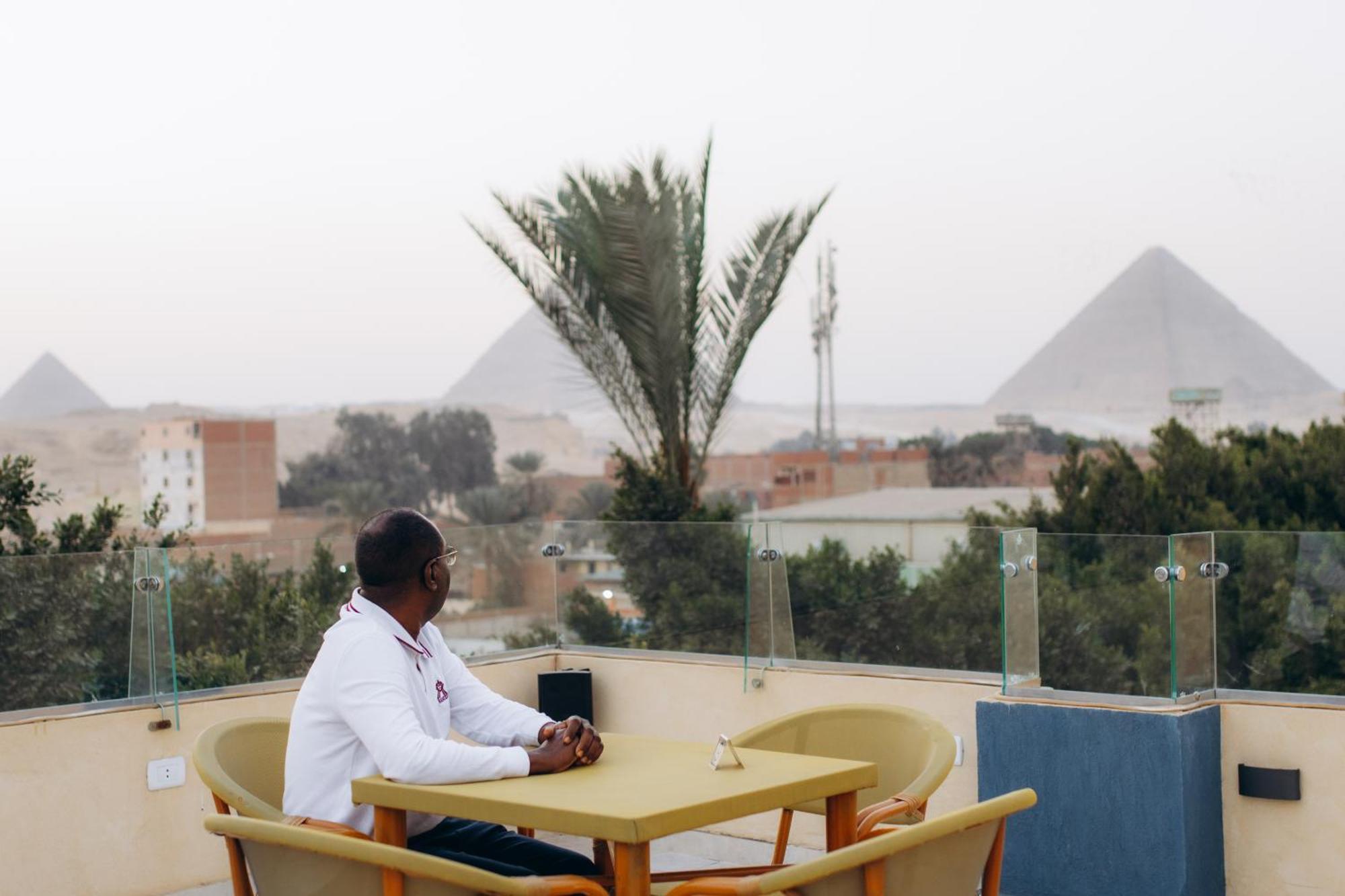 Kafret el-Gabal Regent Pyramids View酒店 外观 照片