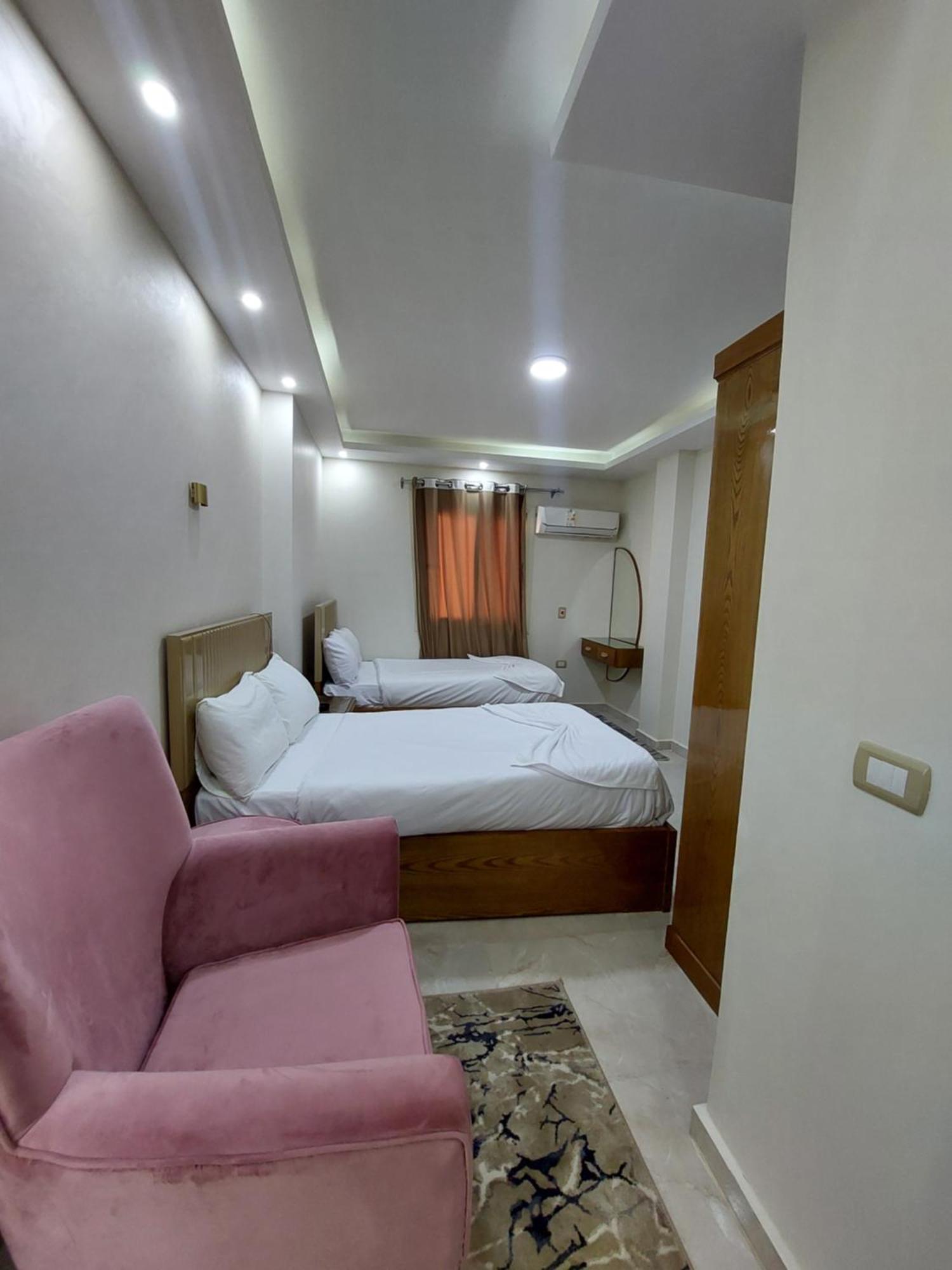 Kafret el-Gabal Regent Pyramids View酒店 外观 照片