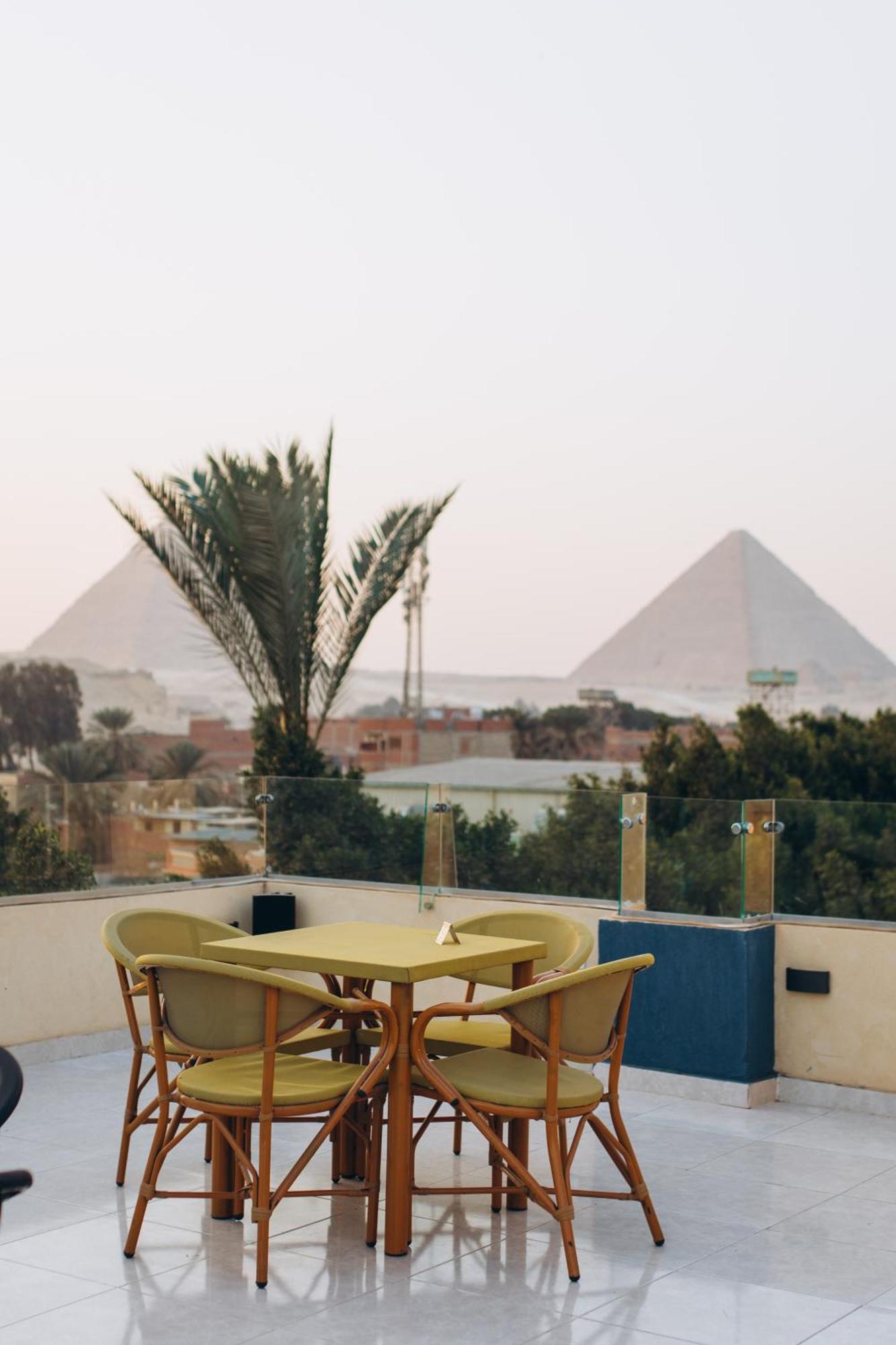 Kafret el-Gabal Regent Pyramids View酒店 外观 照片