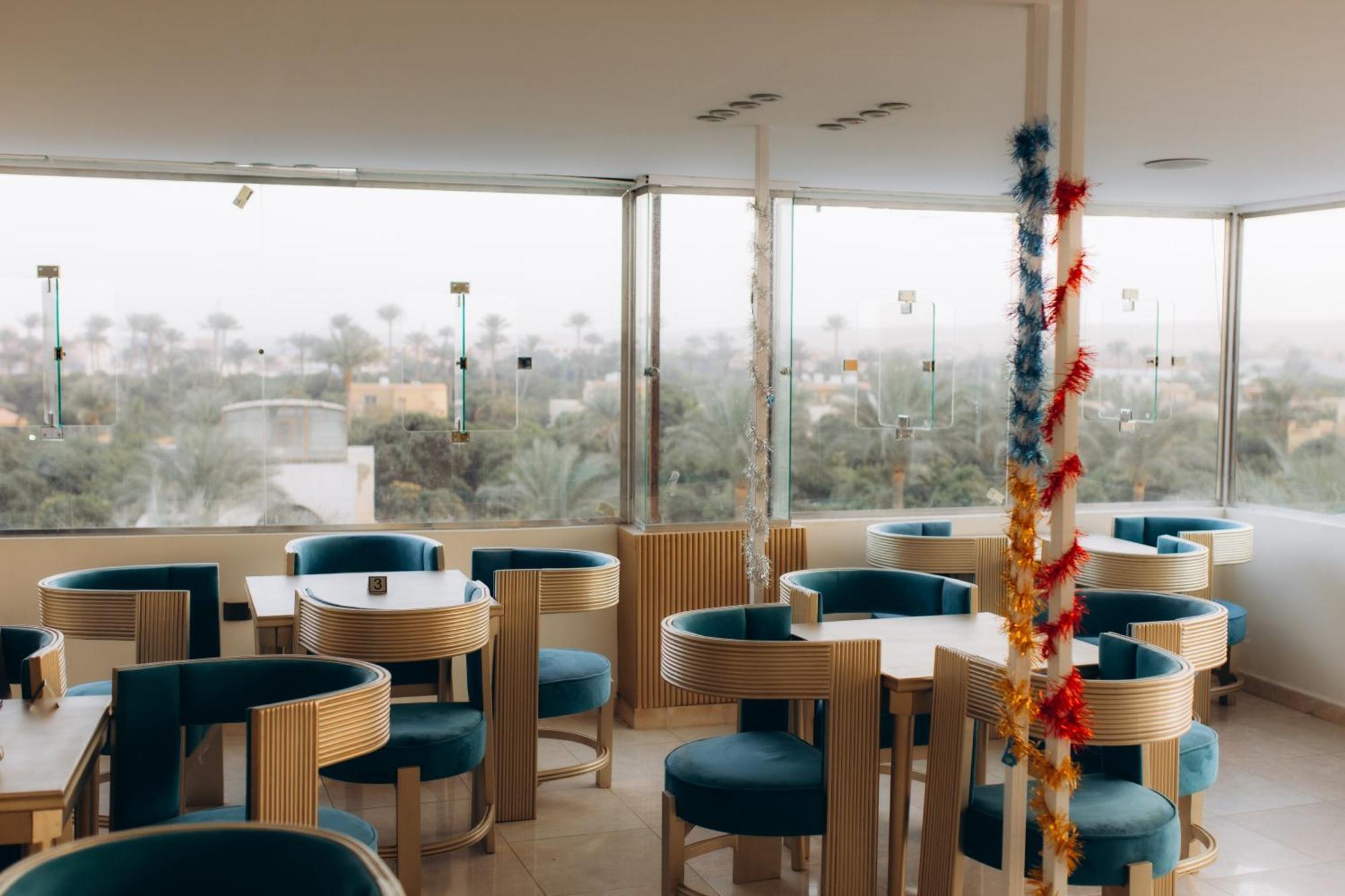 Kafret el-Gabal Regent Pyramids View酒店 外观 照片